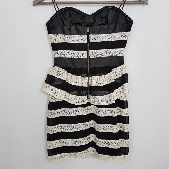 Guess Strapless Stripe Peplum Mini Dress size 1 - Picture 4 of 7